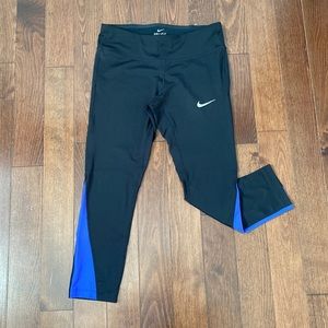 Nike Dri-Fit capri leggings, M